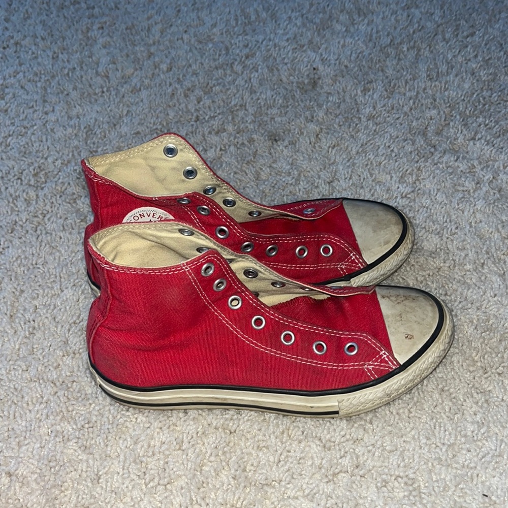 red converse